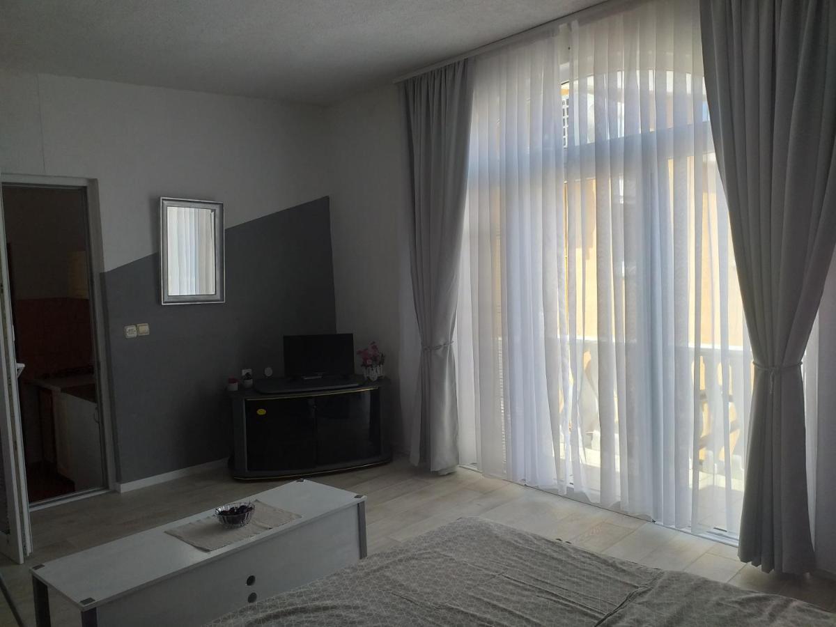 Apartmani Marijanovic Вир Екстер'єр фото